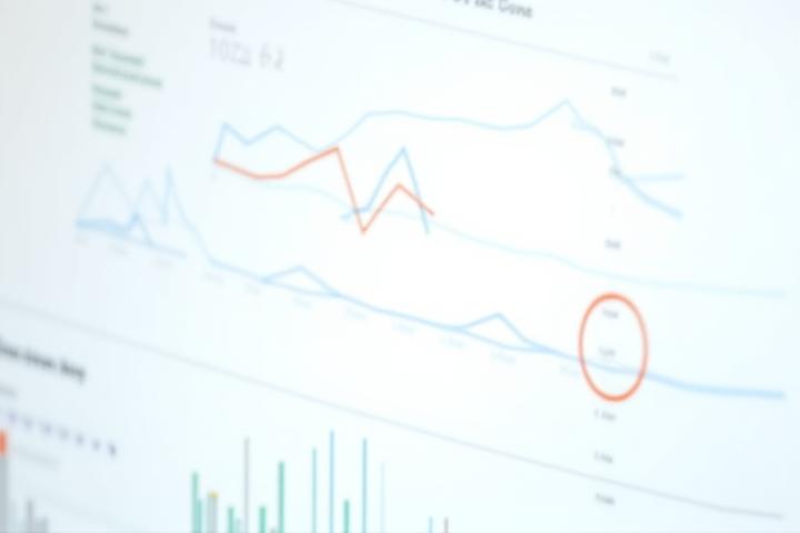 Gráficos interativos exibindo análises históricas de capturas por zona e espécie.